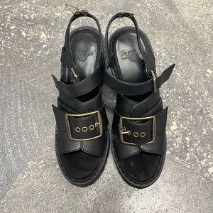 Dr Martens Granik heeled sandal